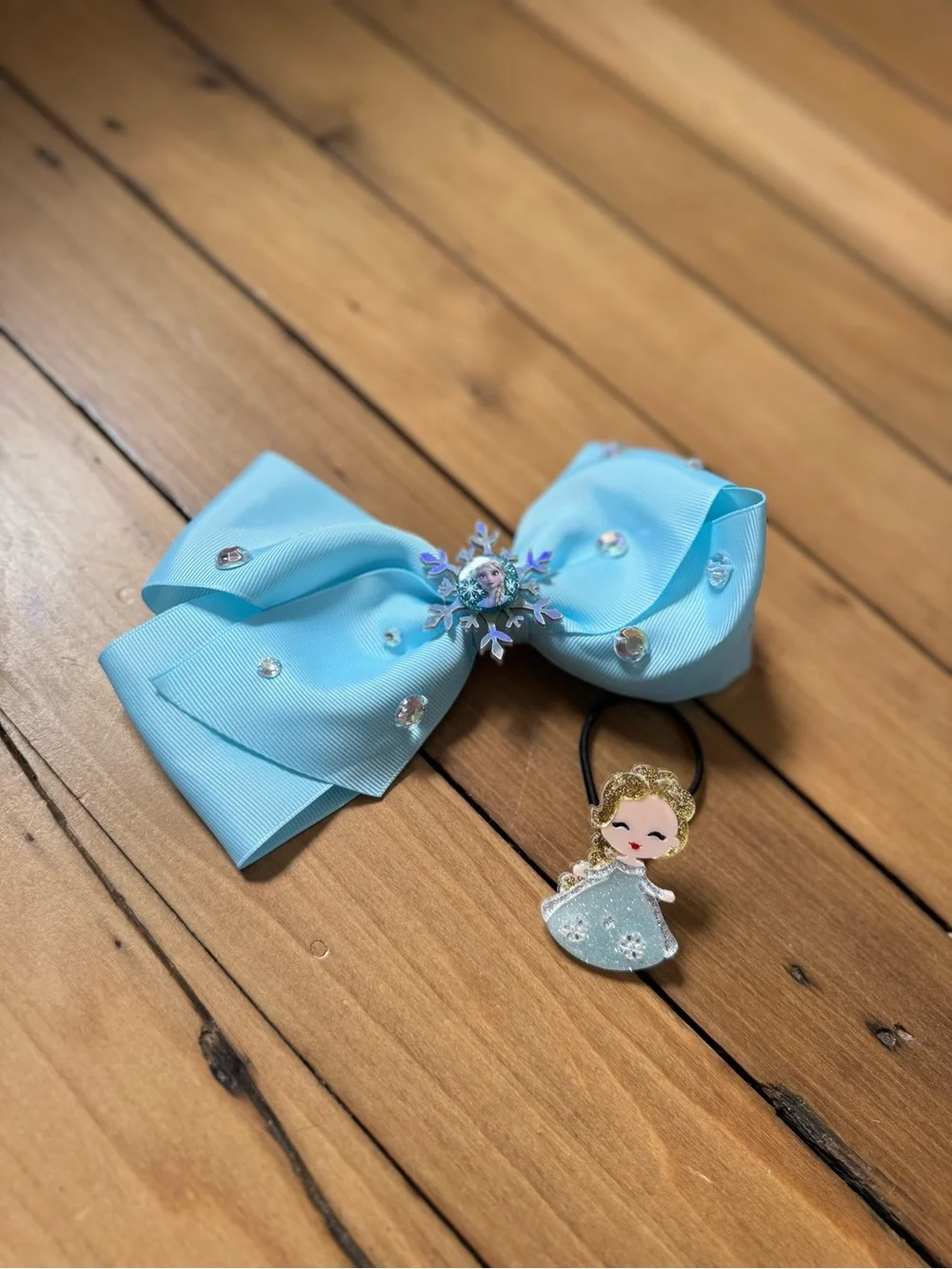 Disney’s Frozen Elsa Light Blue Sparkle Hair Bow and Hair Elastic Set
